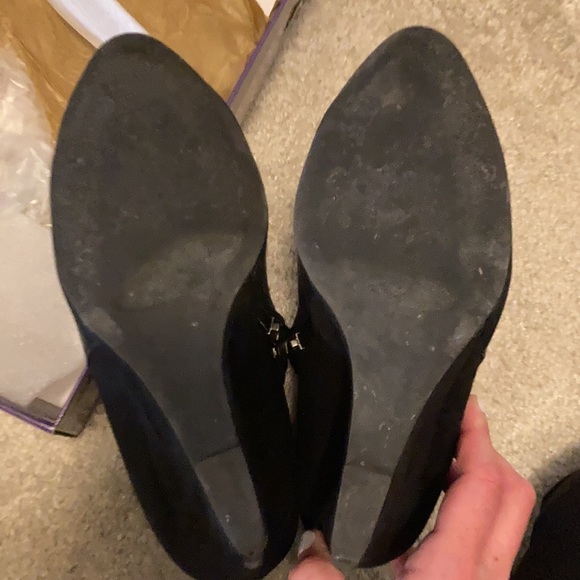 Worn a couple times size 8.5 Black pari Zumba madden girl shoes - Picture 5 of 7